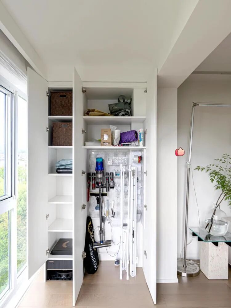 Thiết kế tủ kiểu mới của giới trẻ: Chỉ v&agrave;i cm cũng biến th&agrave;nh kh&ocirc;ng gian lưu trữ cực kỳ hiệu quả- Ảnh 7.