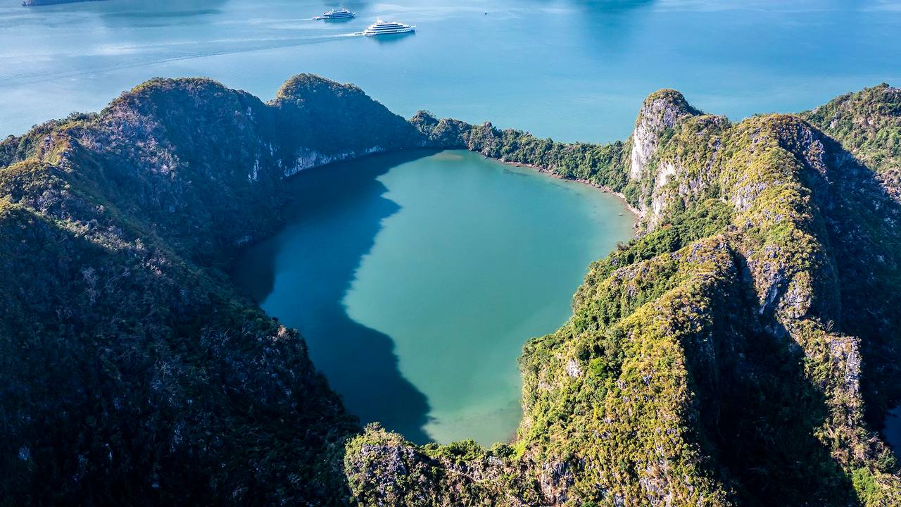 Thu về 57 ng&agrave;n tỷ đồng, tỉnh được v&iacute; như &ldquo;bản đồ Việt Nam thu nhỏ&rdquo; đ&oacute;n lượng kh&aacute;ch b&ugrave;ng nổ chưa từng c&oacute;- Ảnh 2.