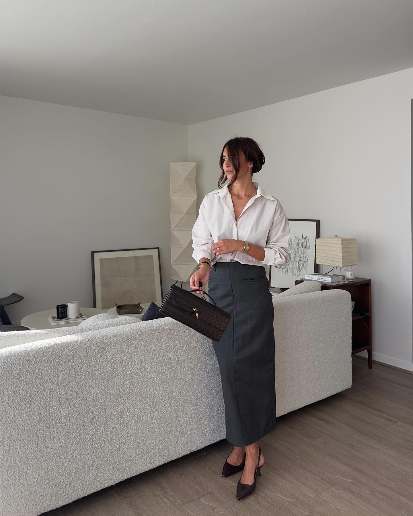 5 mẫu gi&agrave;y phụ nữ Ph&aacute;p mix với v&aacute;y: Si&ecirc;u t&ocirc;n d&aacute;ng, n&acirc;ng tầm vẻ sang trọng của cả set đồ- Ảnh 3.