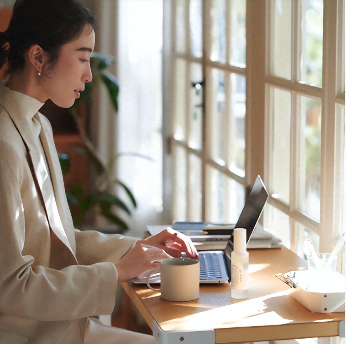 6h s&aacute;ng &ldquo;rửa mặt&rdquo; bằng email sa thải, 30.000 người chung nỗi buồn mất việc: &ldquo;Ch&uacute;ng t&ocirc;i kh&ocirc;ng c&oacute; cơ hội n&oacute;i lời tạm biệt&rdquo;- Ảnh 2.