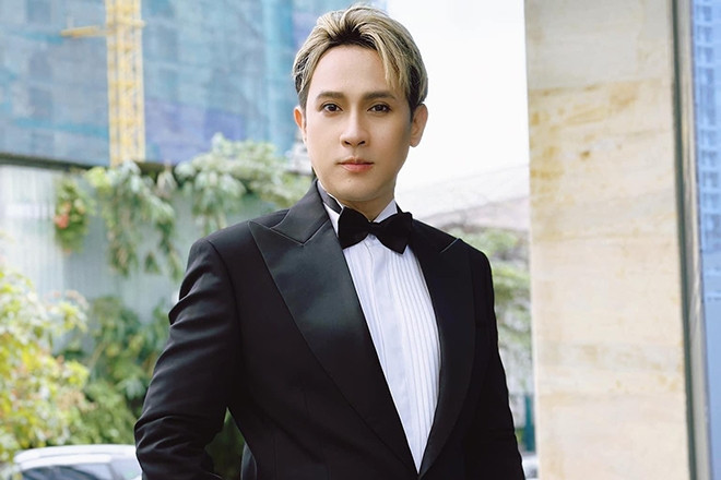 Nam ca sĩ l&agrave; Viện ph&oacute;, thỉnh thoảng chốt đơn 1 căn nh&agrave;: U55 chưa vợ con, h&eacute; lộ chuyện t&igrave;nh chua x&oacute;t- Ảnh 1.