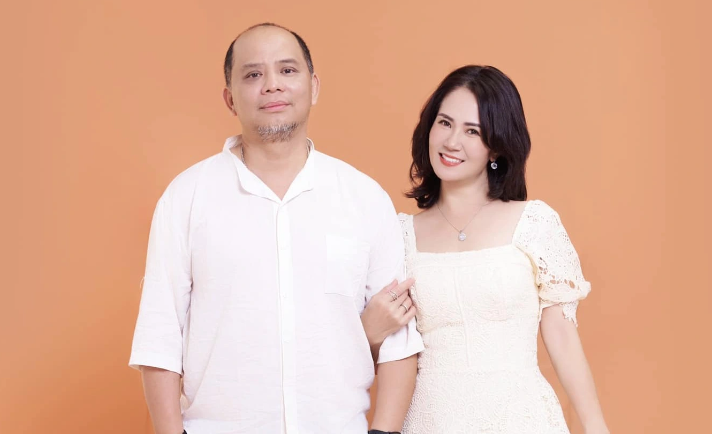 Ch&acirc;n dung NSƯT U60 được chồng cưng chiều như &ldquo;trứng mỏng&rdquo;: H&ocirc;n nh&acirc;n 30 năm vẫn ngọt ng&agrave;o bất ngờ- Ảnh 2.