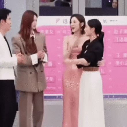 Show Trung Quốc Trang Ph&aacute;p đang thi d&iacute;nh drama rợp trời: Ồn hơn c&aacute;i chợ, gi&aacute;m khảo b&ugrave; nh&igrave;n v&agrave; d&agrave;n xếp kết quả lộ liễu- Ảnh 2.