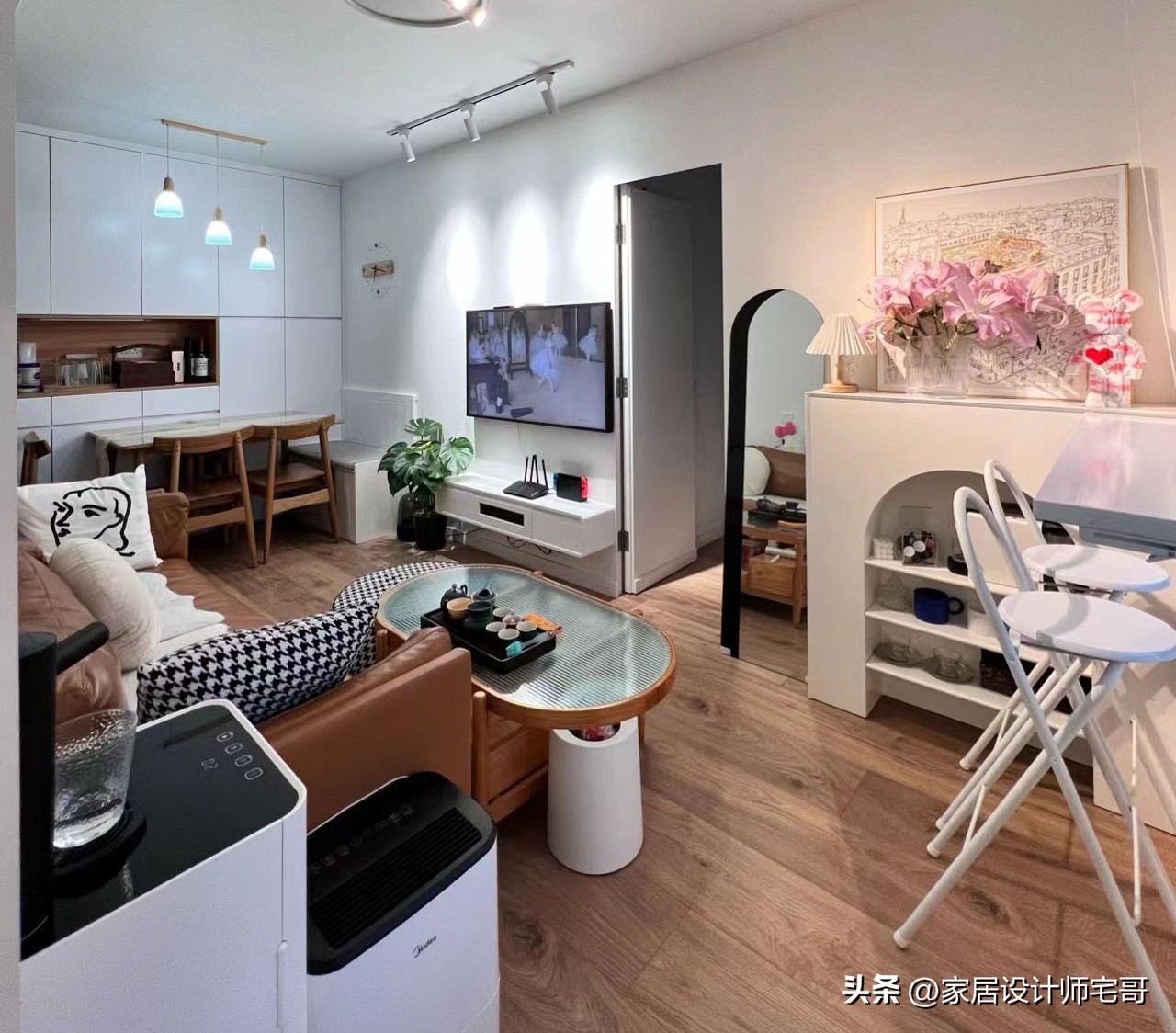 Căn hộ 35m&sup2; c&oacute; 3 ph&ograve;ng ngủ cho gia đ&igrave;nh 4 người: Nhỏ nhưng đủ đầy, khiến nhiều người phải suy nghĩ lại về kh&aacute;i niệm &ldquo;nh&agrave; rộng mới thoải m&aacute;i&rdquo;- Ảnh 1.