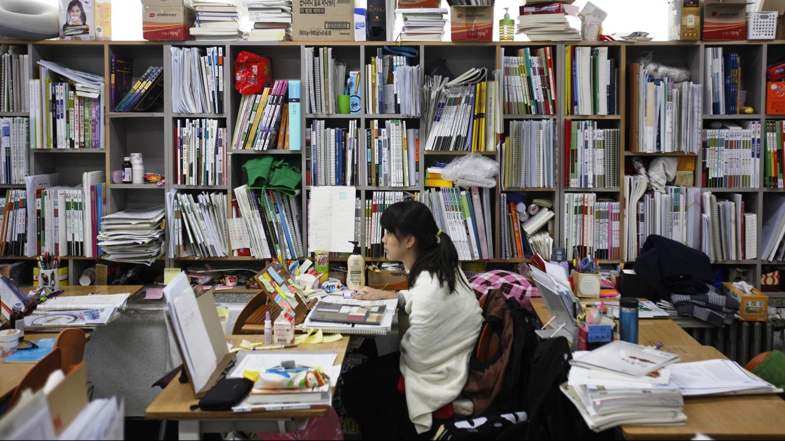 3 ng&ocirc;n ngữ gi&uacute;p bạn "miễn nhiễm" với thất nghiệp năm 2026: Kh&ocirc;ng chỉ c&oacute; tiếng Trung, tiếng Đức m&agrave; c&ograve;n một "lợi thế" mới- Ảnh 2.