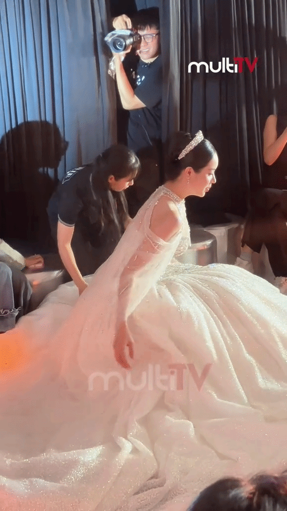 Thanh Thuỷ ng&atilde; một lần khiến cả MXH phải khen, c&ograve;n được so với Jennifer Lawrence- Ảnh 2.