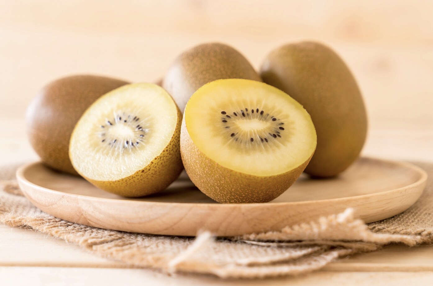 5 loại thực phẩm gi&uacute;p t&oacute;c lu&ocirc;n đen nh&aacute;nh, b&oacute;ng khỏe- Ảnh 3.