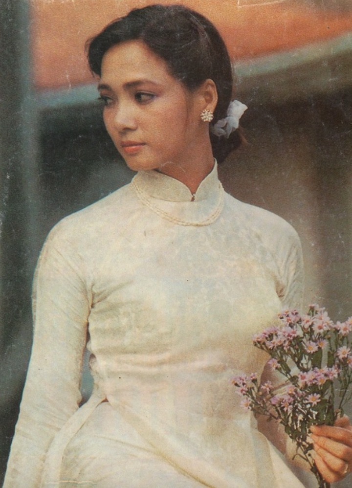 NSND đ&oacute;ng phim dẫn đầu ph&ograve;ng v&eacute;: L&agrave; mỹ nh&acirc;n m&agrave;n ảnh, U70 vẫn trẻ đẹp kh&oacute; tin- Ảnh 4.