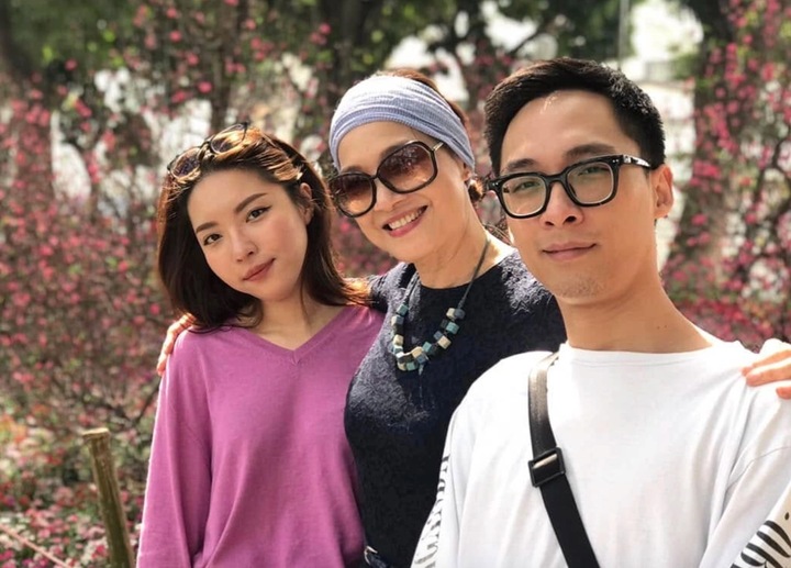 NSND đ&oacute;ng phim dẫn đầu ph&ograve;ng v&eacute;: L&agrave; mỹ nh&acirc;n m&agrave;n ảnh, U70 vẫn trẻ đẹp kh&oacute; tin- Ảnh 12.