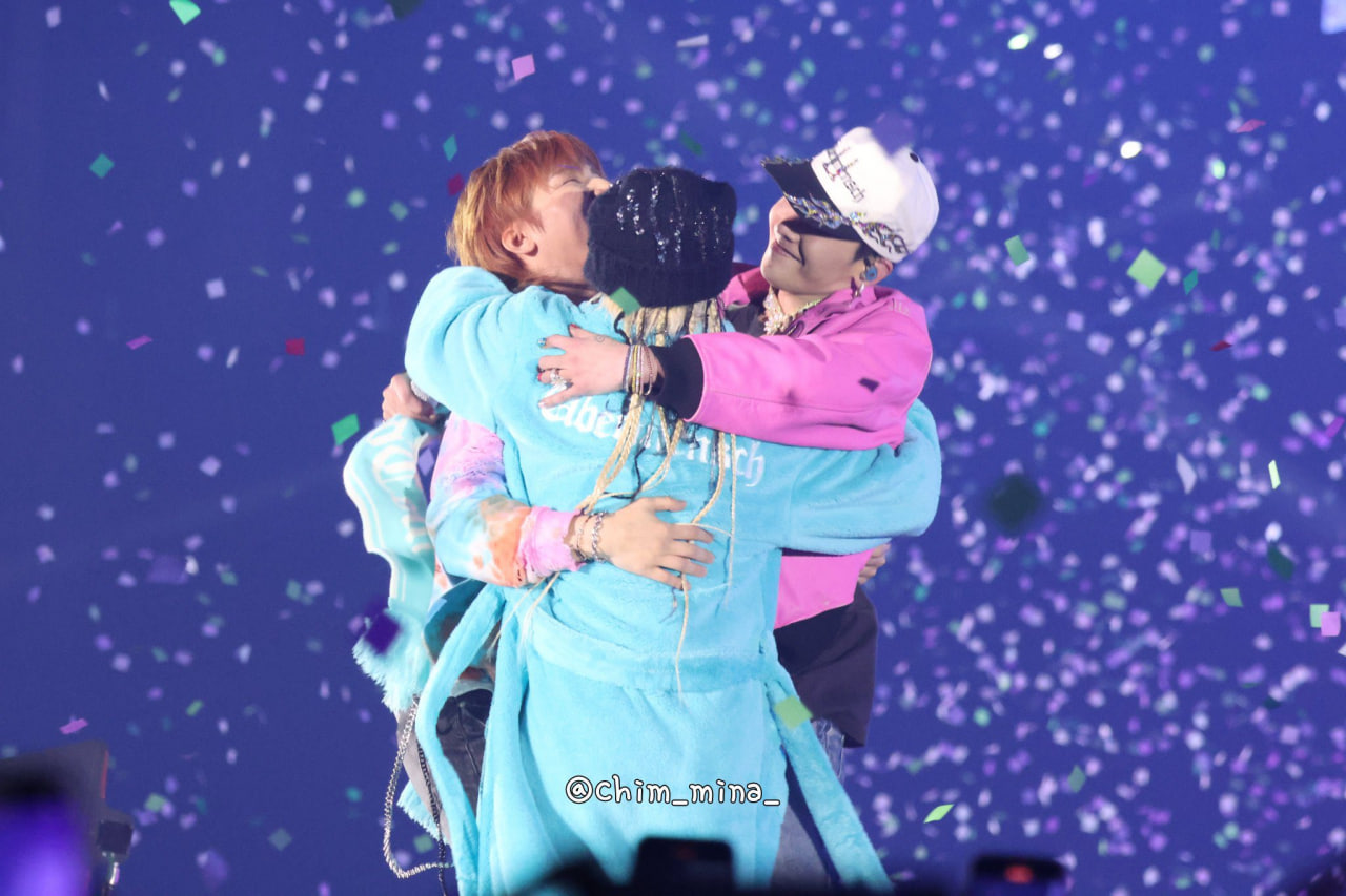 1 động th&aacute;i của G-DRAGON khiến l&agrave;ng nhạc dậy s&oacute;ng, thể hiện r&otilde; th&aacute;i độ với T.O.P- Ảnh 6.