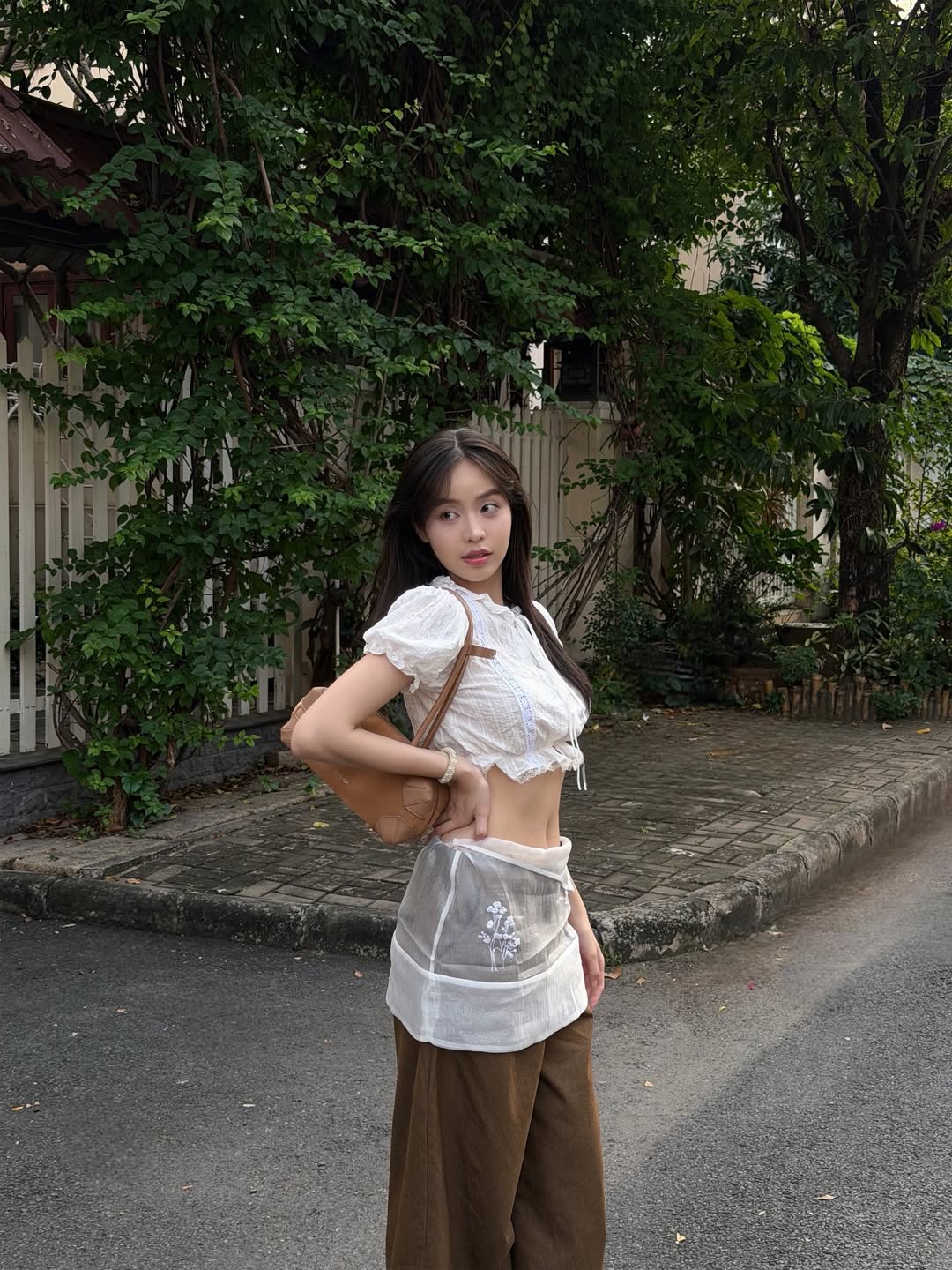 Showbiz c&oacute; cả ngh&igrave;n c&ocirc; d&acirc;u nhưng đ&acirc;y l&agrave; người đẹp nhất: Visual khiến tim lỡ 1 nhịp, style cũng 0 điểm n&agrave;o ch&ecirc;- Ảnh 3.