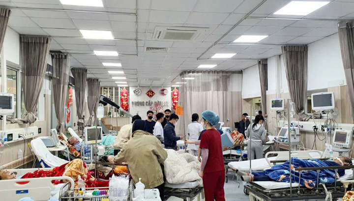 Li&ecirc;n tục thức khuya, tắm muộn, nam thanh ni&ecirc;n đột quỵ trong đ&ecirc;m- Ảnh 2.