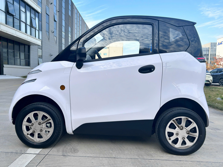 &Ocirc; t&ocirc; điện sắp ra mắt Việt Nam: Th&aacute;o pin như xe m&aacute;y, rẻ hơn Honda SH- Ảnh 2.