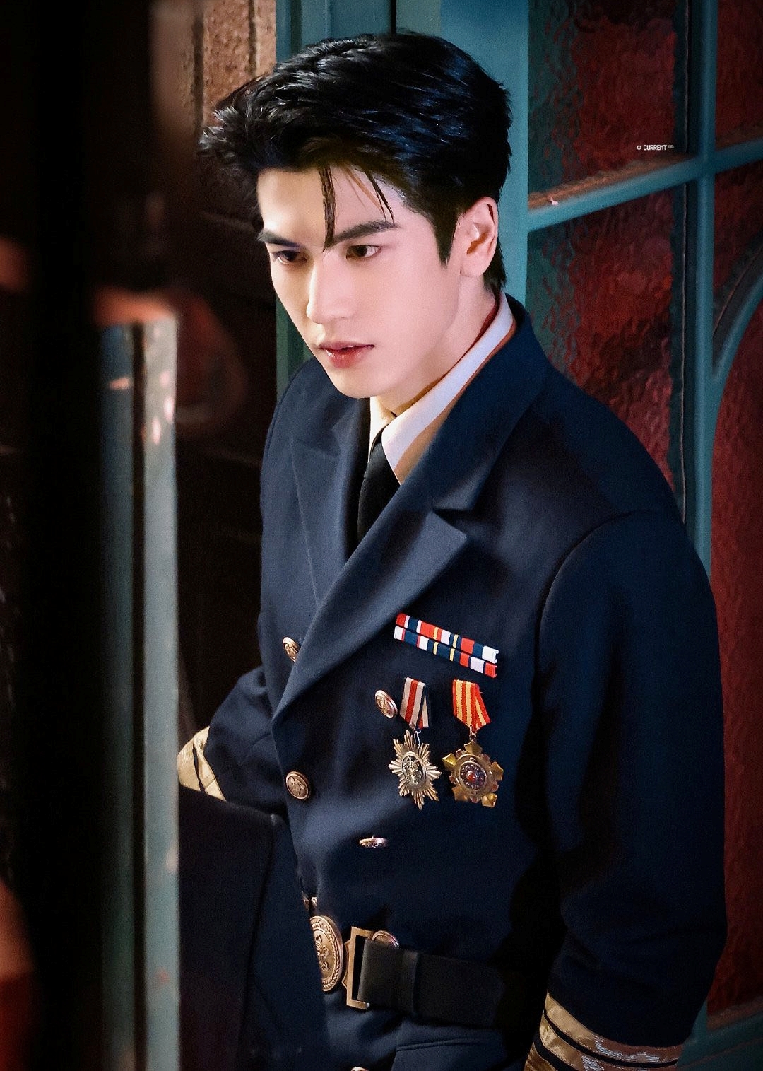 Trương Lăng H&aacute;ch buộc phải đổi nghề- Ảnh 1.