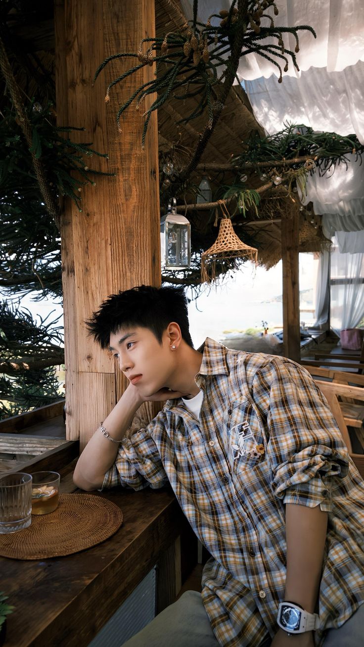 Thạc sĩ 37 tuổi, chuy&ecirc;n m&ocirc;n cao vẫn đi bưng b&ecirc;, phụ bếp: &ldquo;Văn v&otilde; song to&agrave;n kh&ocirc;ng tho&aacute;t thất nghiệp?&rdquo;- Ảnh 2.