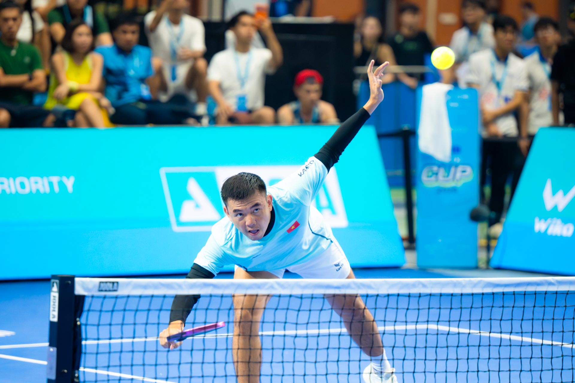 Qu&aacute; dễ d&agrave;ng: L&yacute; Ho&agrave;ng Nam đ&aacute;nh bại Trương Vinh Hiển chỉ với 2 set đấu chớp nho&aacute;ng, v&ocirc; địch đơn nam Pro PPA Hanoi- Ảnh 11.