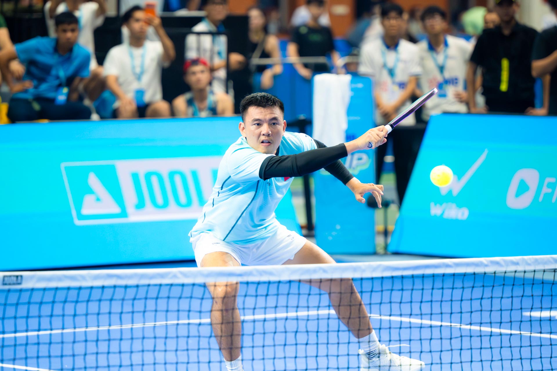 Qu&aacute; dễ d&agrave;ng: L&yacute; Ho&agrave;ng Nam đ&aacute;nh bại Trương Vinh Hiển chỉ với 2 set đấu chớp nho&aacute;ng, v&ocirc; địch đơn nam Pro PPA Hanoi- Ảnh 12.