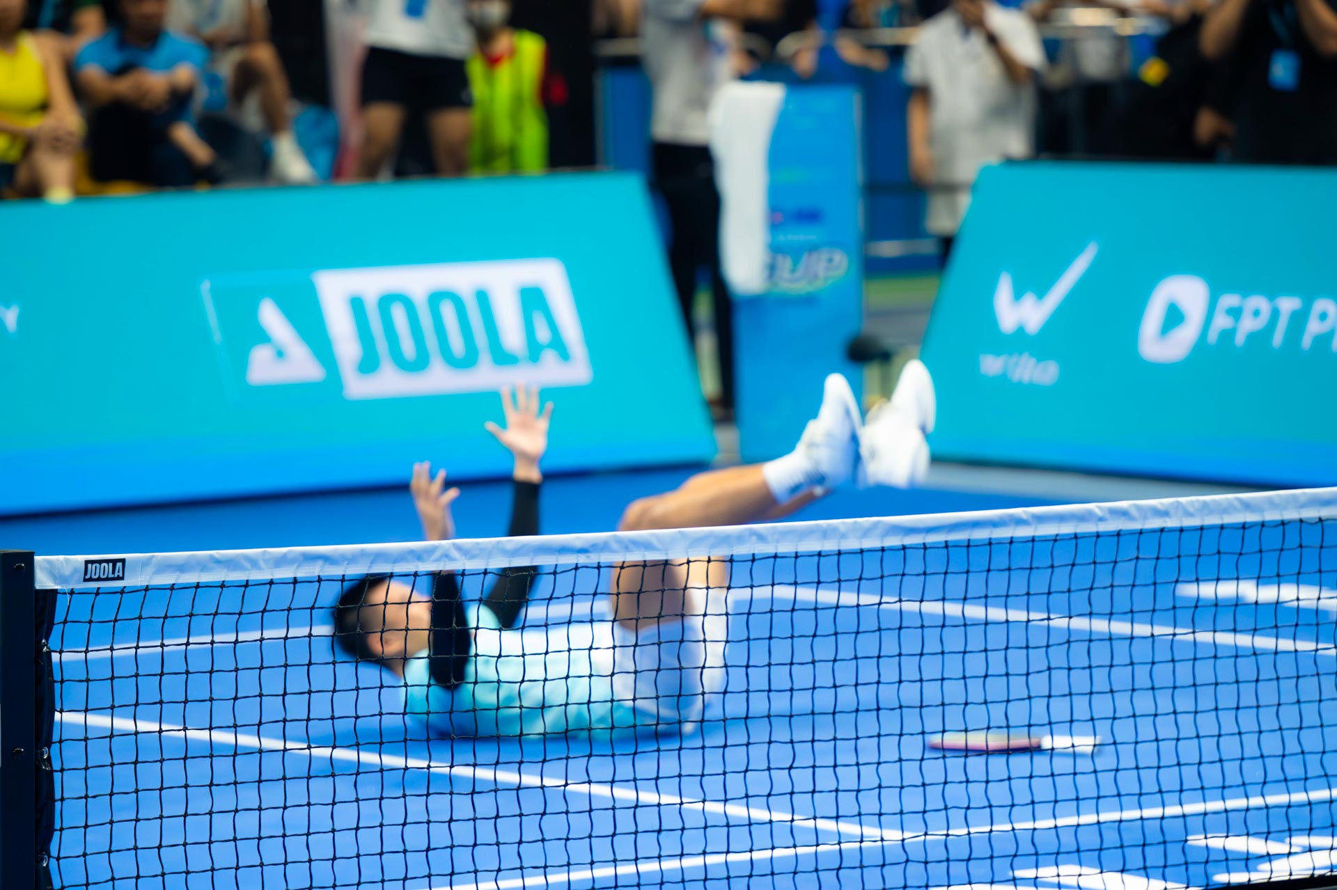 Qu&aacute; dễ d&agrave;ng: L&yacute; Ho&agrave;ng Nam đ&aacute;nh bại Trương Vinh Hiển chỉ với 2 set đấu chớp nho&aacute;ng, v&ocirc; địch đơn nam Pro PPA Hanoi- Ảnh 5.