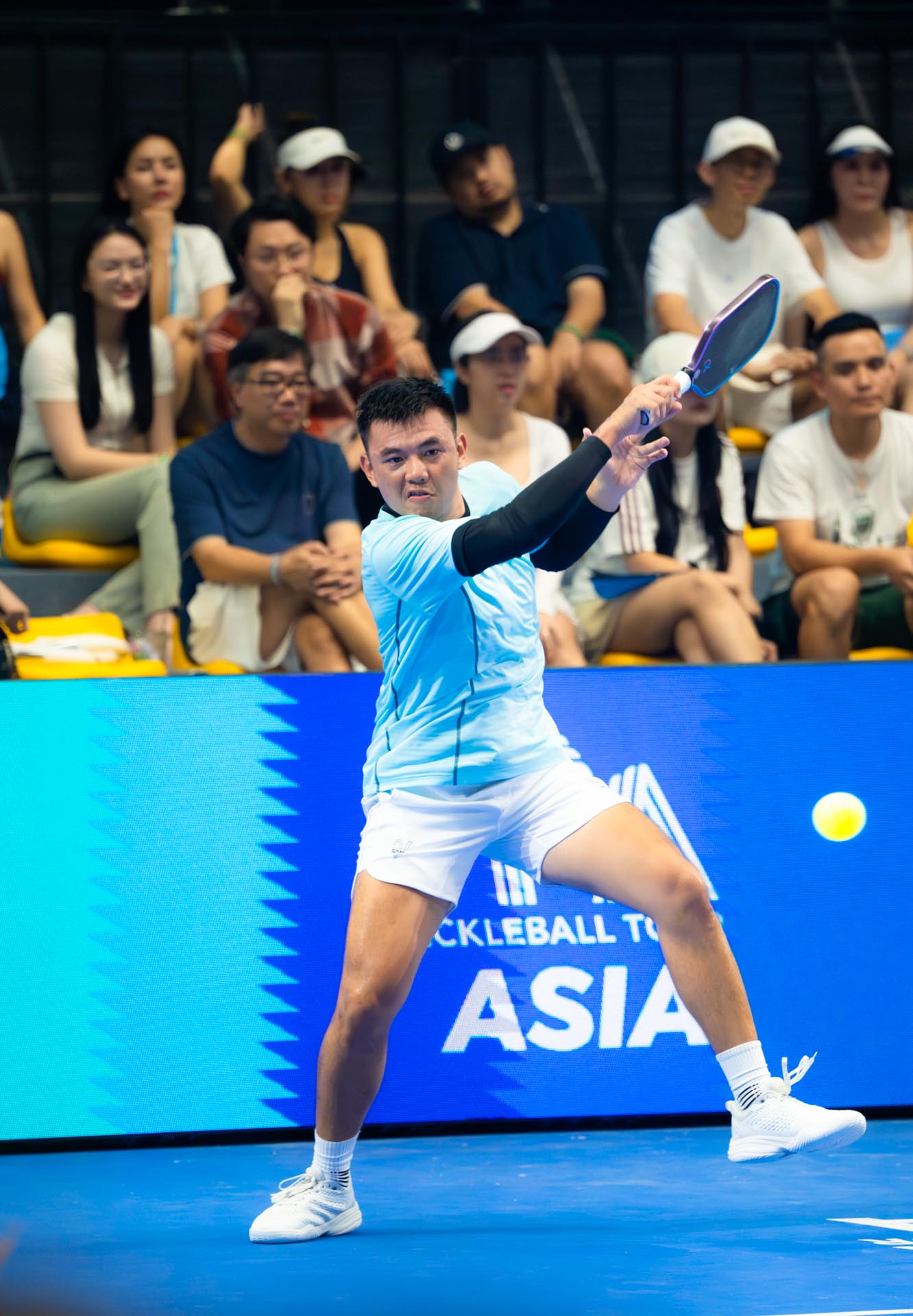 Qu&aacute; dễ d&agrave;ng: L&yacute; Ho&agrave;ng Nam đ&aacute;nh bại Trương Vinh Hiển chỉ với 2 set đấu chớp nho&aacute;ng, v&ocirc; địch đơn nam Pro PPA Hanoi- Ảnh 8.