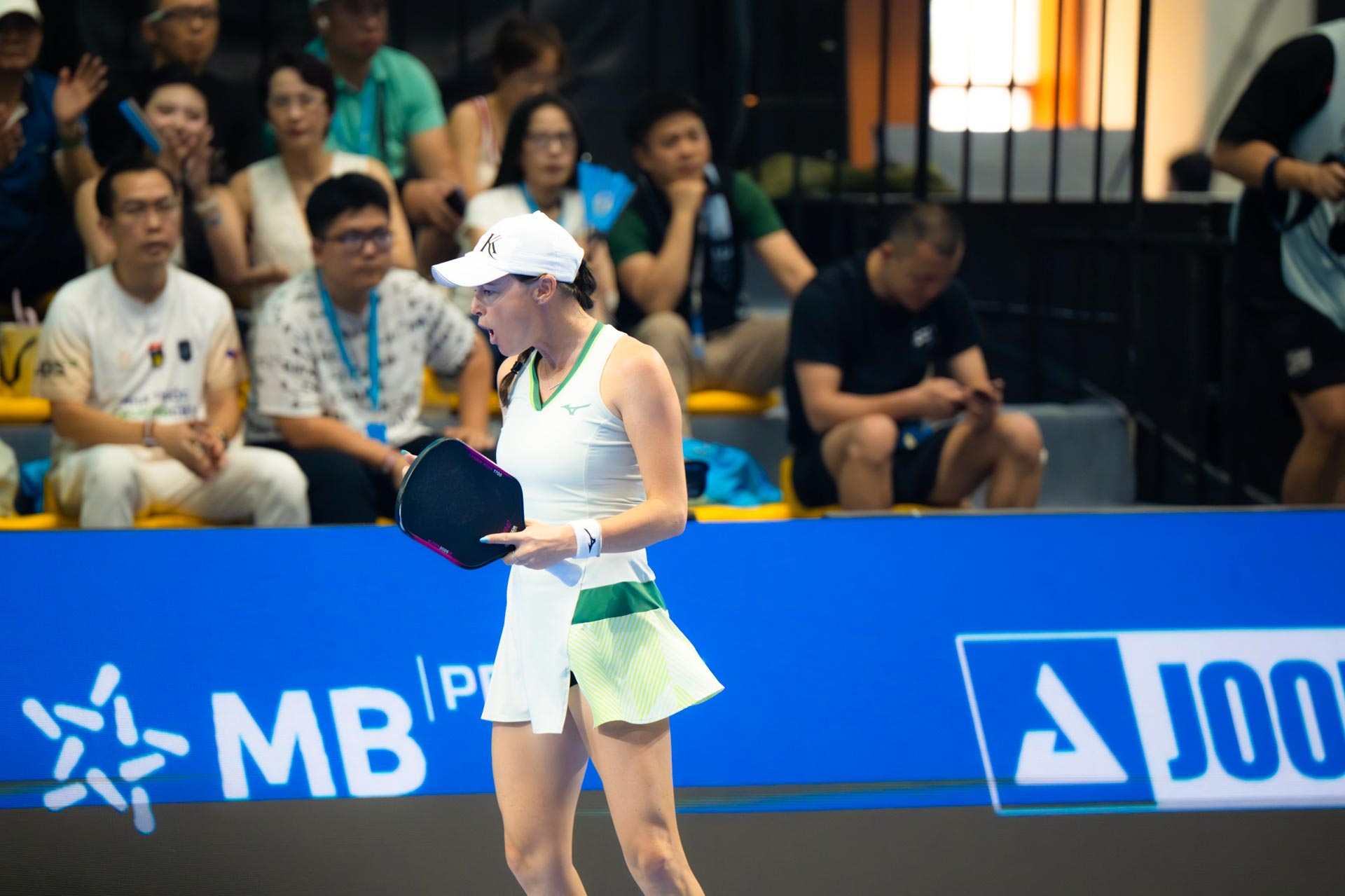 Quá hay: Kaitlyn Christian 2 lần lội ngược dòng cực đỉnh, chính thức đăng quang ngôi vô địch đơn nữ PPA Hanoi- Ảnh 12. Quá hay: Kaitlyn Christian 2 lần lội ngược dòng cực đỉnh, chính thức đăng quang ngôi vô địch đơn nữ PPA Hanoi- Ảnh 12.