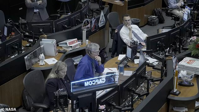 NASA tiết lộ cảnh báo ngay khi Artemis II vừa vượt “điểm không thể quay đầu” trong hành trình tới Mặt Trăng- Ảnh 2. NASA tiết lộ cảnh báo ngay khi Artemis II vừa vượt “điểm không thể quay đầu” trong hành trình tới Mặt Trăng- Ảnh 2.