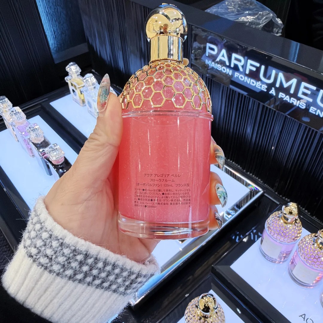 Linh nghiệm hơn cả đi cầu duy&ecirc;n: Top nước hoa "gọi đ&agrave;o hoa" vượng phong thủy gi&uacute;p bạn tho&aacute;t ế ngay năm 2026- Ảnh 4.