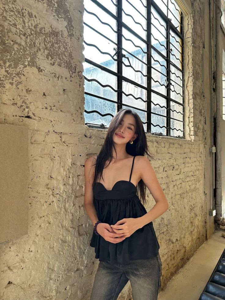 4 kiểu &aacute;o h&egrave; xinh lịm tim, phối với quần jeans hay ch&acirc;n v&aacute;y đều xuất sắc- Ảnh 11.