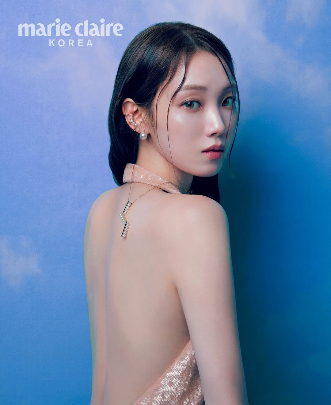 C&oacute; mỹ nh&acirc;n vừa ho&aacute; c&ocirc;ng ch&uacute;a Jasmine, vẻ ngo&agrave;i như 