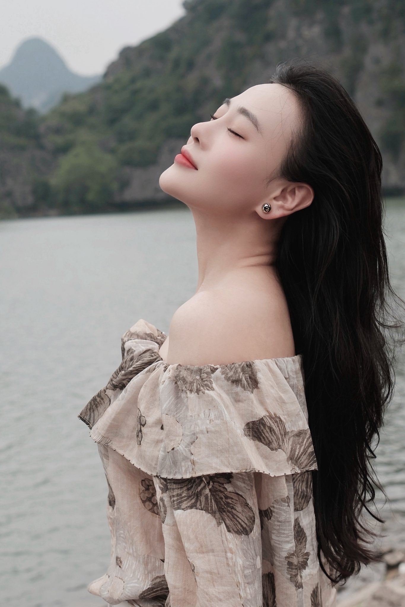 Phương Oanh cập nhật cuộc sống bên 2 con- Ảnh 1. Phương Oanh cập nhật cuộc sống bên 2 con- Ảnh 1.