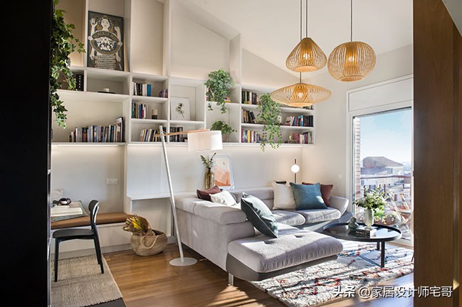 Ly h&ocirc;n ở tuổi 40, người phụ nữ mua g&aacute;c m&aacute;i 48m&sup2; gi&aacute; rẻ rồi biến th&agrave;nh căn hộ 2 tầng: Kh&ocirc;ng rộng nhưng sống cực &ldquo;đ&atilde;&rdquo;- Ảnh 4.