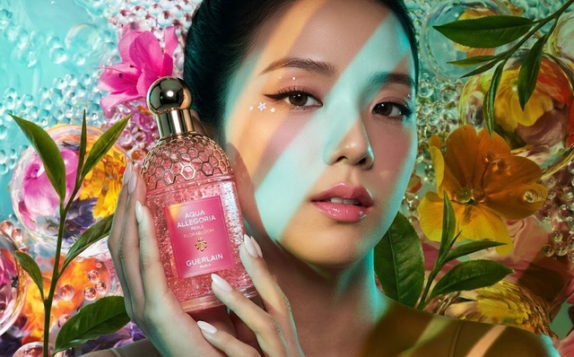 Linh nghiệm hơn cả đi cầu duy&ecirc;n: Top nước hoa "gọi đ&agrave;o hoa" vượng phong thủy gi&uacute;p bạn tho&aacute;t ế ngay năm 2026- Ảnh 1.