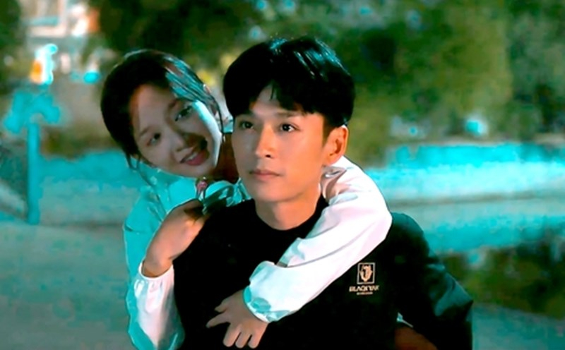 Phim Việt giờ v&agrave;ng giỏi lừa kh&aacute;n giả gh&ecirc;!- Ảnh 5.