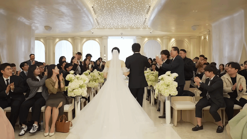 2 diễn vi&ecirc;n ly h&ocirc;n sau đ&uacute;ng 1 ng&agrave;y tổ chức đ&aacute;m cưới r&igrave;nh rang- Ảnh 1.