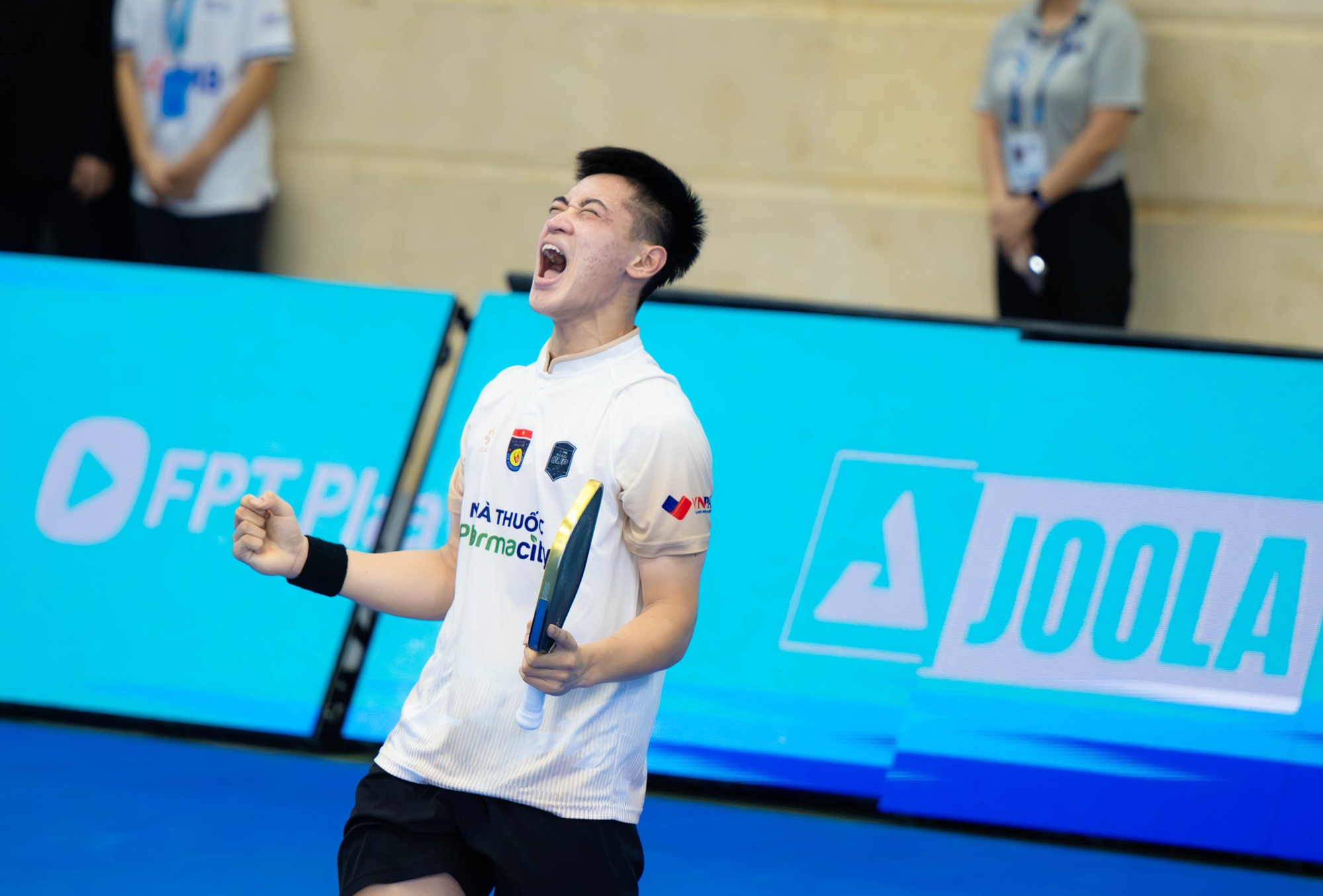 Staksrud chưa phục khi thua Vinh Hiển: “Tôi vẫn Top 2 thế giới, còn anh ấy hạng nào tôi không rõ”- Ảnh 2. Staksrud chưa phục khi thua Vinh Hiển: “Tôi vẫn Top 2 thế giới, còn anh ấy hạng nào tôi không rõ”- Ảnh 2.