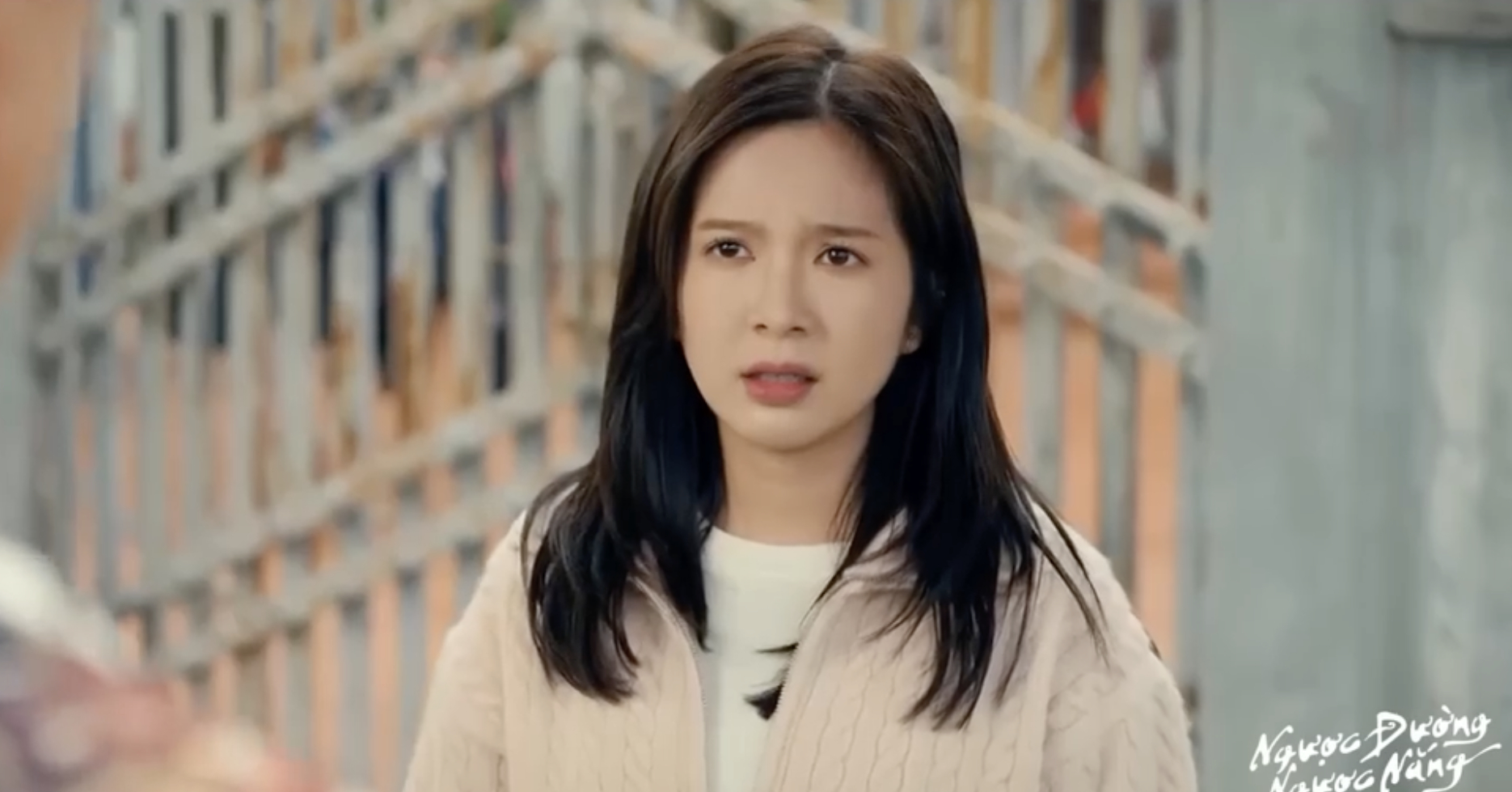 Phim Việt giờ v&agrave;ng giỏi lừa kh&aacute;n giả gh&ecirc;!- Ảnh 4.