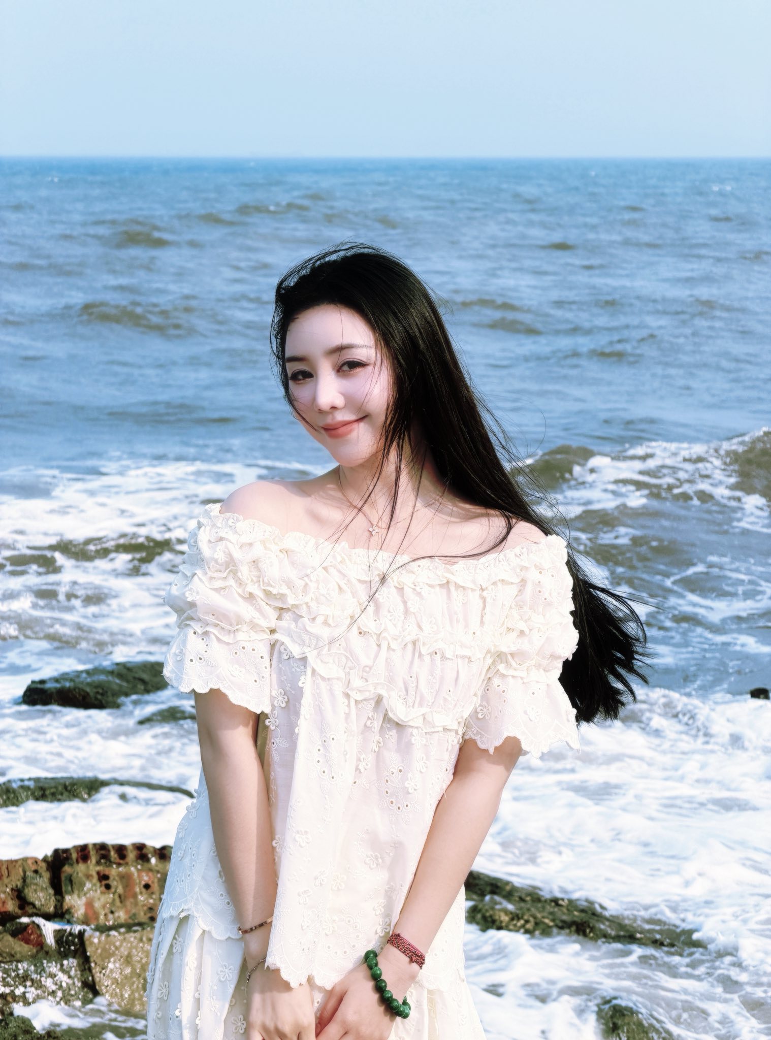 Nhan sắc mỹ nh&acirc;n Việt n&agrave;y lạ lắm: Ngo&agrave;i đời được khen đẹp như Phạm Băng Băng, l&ecirc;n phim bị ch&ecirc; nh&igrave;n như ma nữ- Ảnh 9.