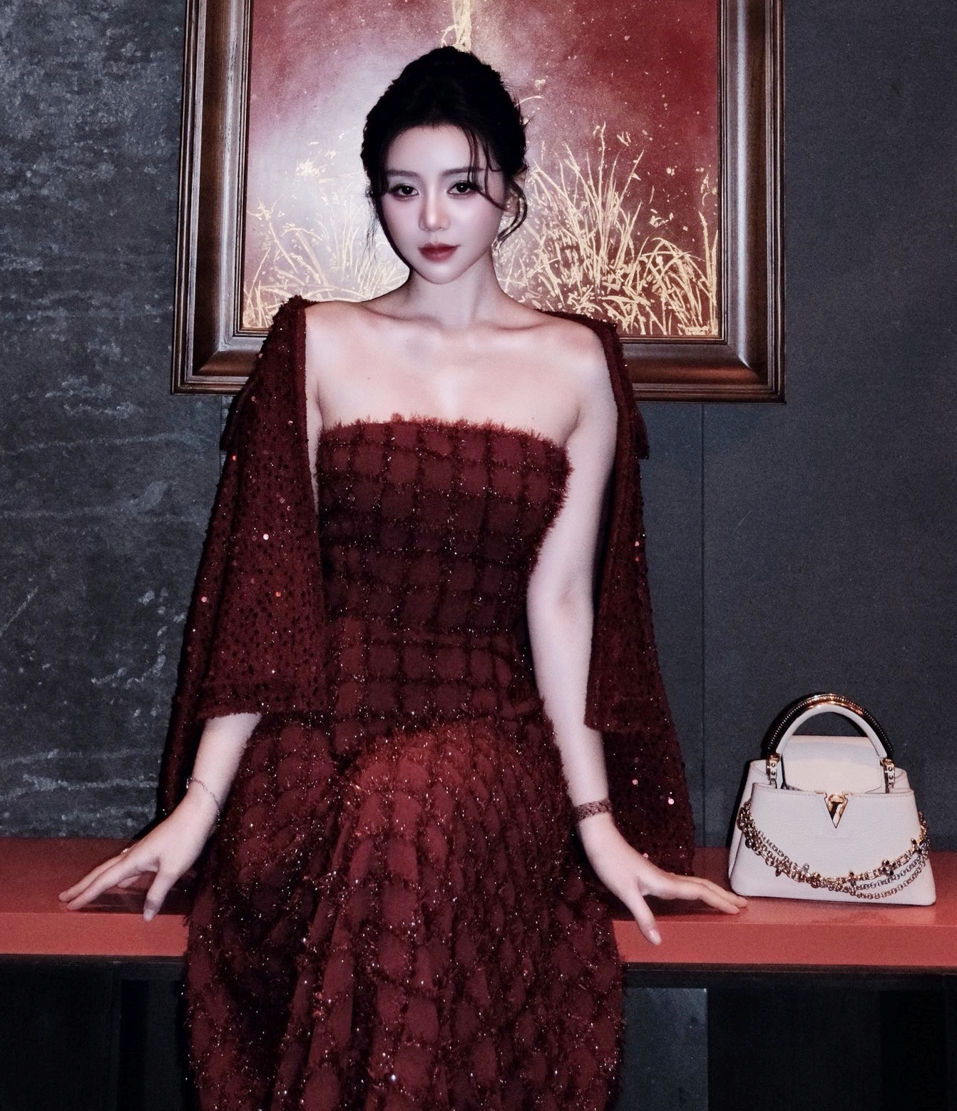 Nhan sắc mỹ nh&acirc;n Việt n&agrave;y lạ lắm: Ngo&agrave;i đời được khen đẹp như Phạm Băng Băng, l&ecirc;n phim bị ch&ecirc; nh&igrave;n như ma nữ- Ảnh 6.