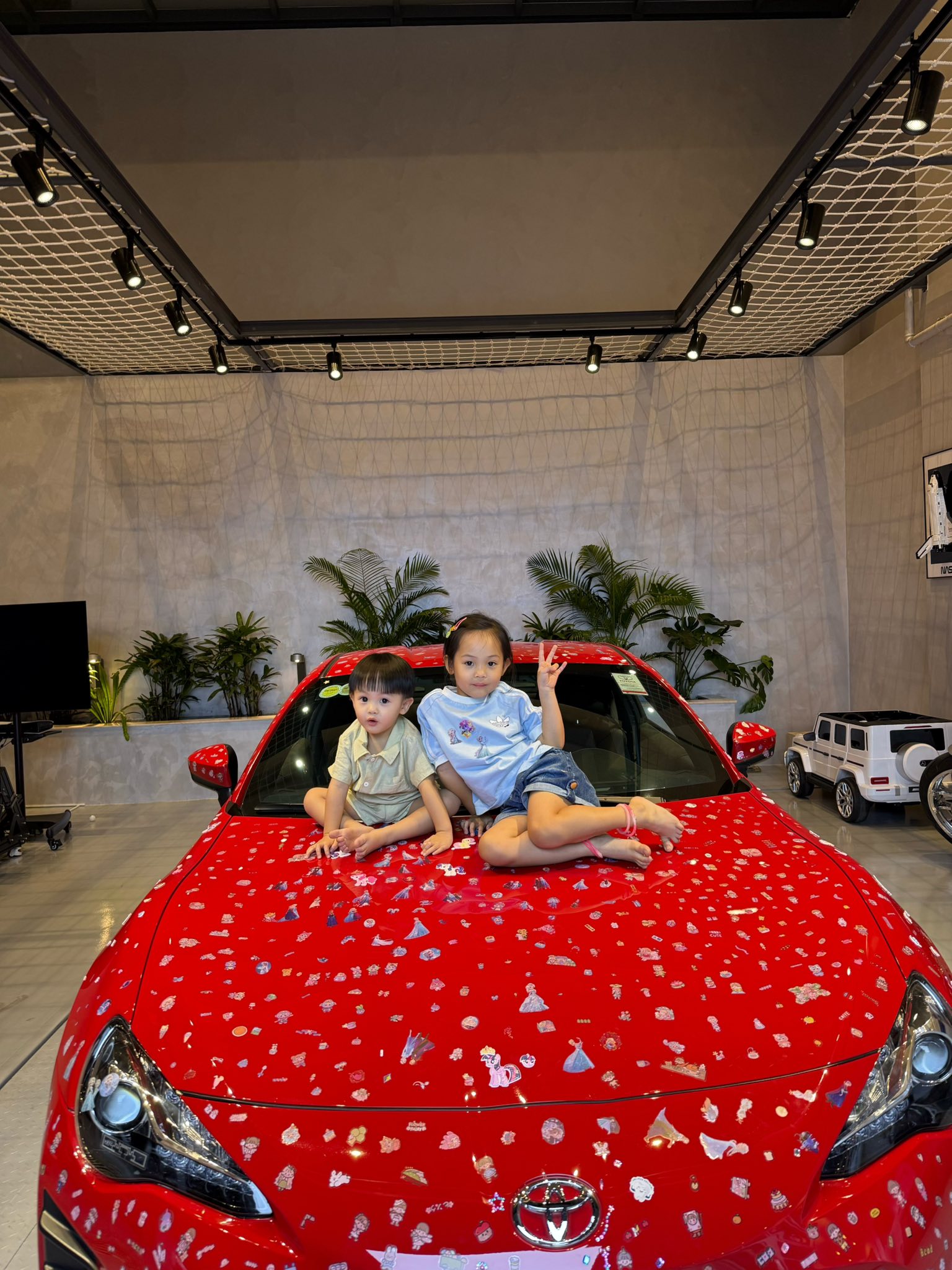 Con g&aacute;i nữ người mẫu v&agrave; chủ tịch gi&agrave;u c&oacute; vừa lọt l&ograve;ng đ&atilde; được mời đ&oacute;ng quảng c&aacute;o, bố mẹ nhất quyết kh&ocirc;ng nhận lời v&igrave; 1 l&yacute; do- Ảnh 5.