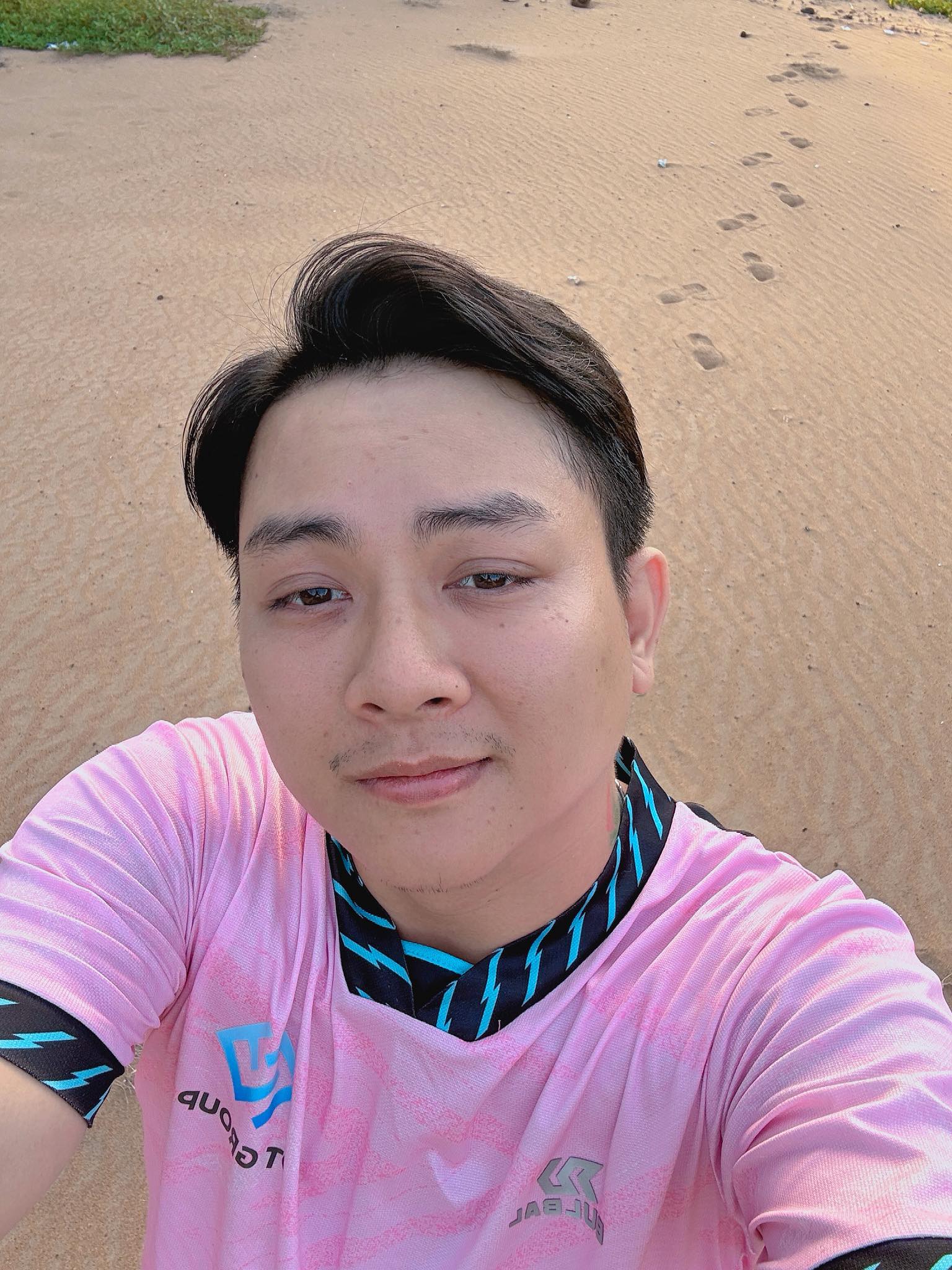 Nam ca sĩ từng được so s&aacute;nh ngang ngửa Sơn T&ugrave;ng, nay diện mạo xuề xo&agrave; kh&oacute; tin- Ảnh 3.