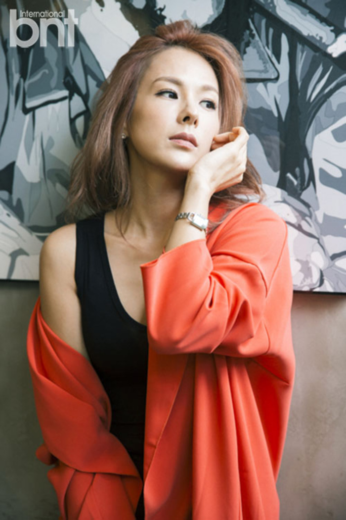 &ldquo;Nữ thần qu&acirc;n đội&rdquo; đẹp tới mức khiến h&agrave;ng triệu binh l&iacute;nh ph&aacute;t cuồng, nhan sắc gần 20 năm trước cứ ngỡ như mới h&ocirc;m qua- Ảnh 6.