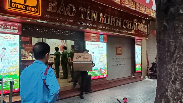 Ch&acirc;n dung &ocirc;ng chủ Bảo T&iacute;n Minh Ch&acirc;u: Từ thợ sửa xe đến &ldquo;đế chế v&agrave;ng&rdquo; trăm tỷ v&agrave; những ph&aacute;t ng&ocirc;n g&acirc;y tranh c&atilde;i- Ảnh 2.