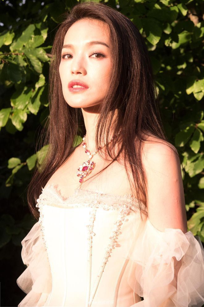 Thời ho&agrave;ng kim của d&ograve;ng phim 18+ Hong Kong v&agrave; những "n&agrave;ng thơ" l&agrave;m khuynh đảo m&agrave;n ảnh thập ni&ecirc;n 90- Ảnh 4.