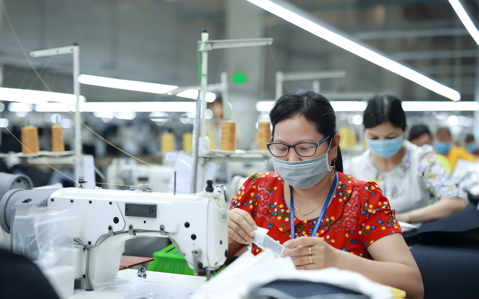 Đ&oacute;ng BHXH 20 năm, lương hưu chỉ 3-4 triệu: Đ&acirc;y l&agrave; sai lầm h&agrave;ng triệu phụ nữ Việt đang mắc phải- Ảnh 1.