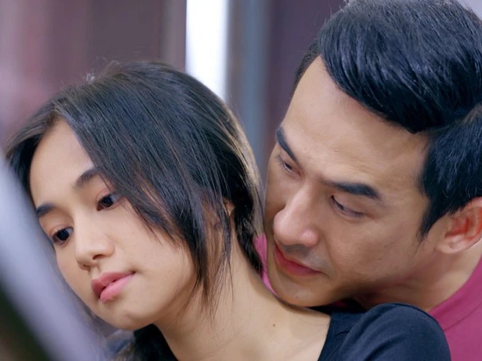 Xem hết phim Việt n&agrave;y chắc hết phước qu&aacute;: T&igrave;nh tiết lố bịch chưa từng thấy, diễn c&aacute;i g&igrave; kh&oacute; coi qu&aacute; vậy trời- Ảnh 2.