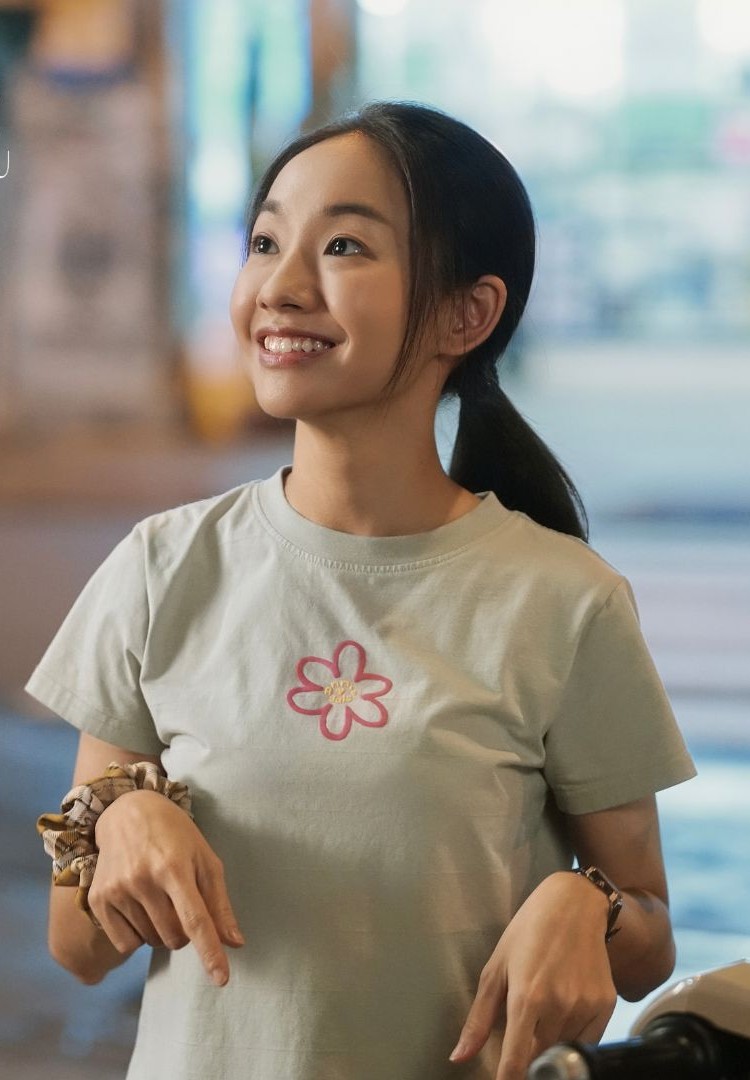 Đ&atilde; t&igrave;m ra c&ocirc; g&aacute;i mang cả mặt trời trong nụ cười, đẹp thế n&agrave;y kh&ocirc;ng tươi nhất Việt Nam th&igrave; qu&aacute; ph&iacute;- Ảnh 7.