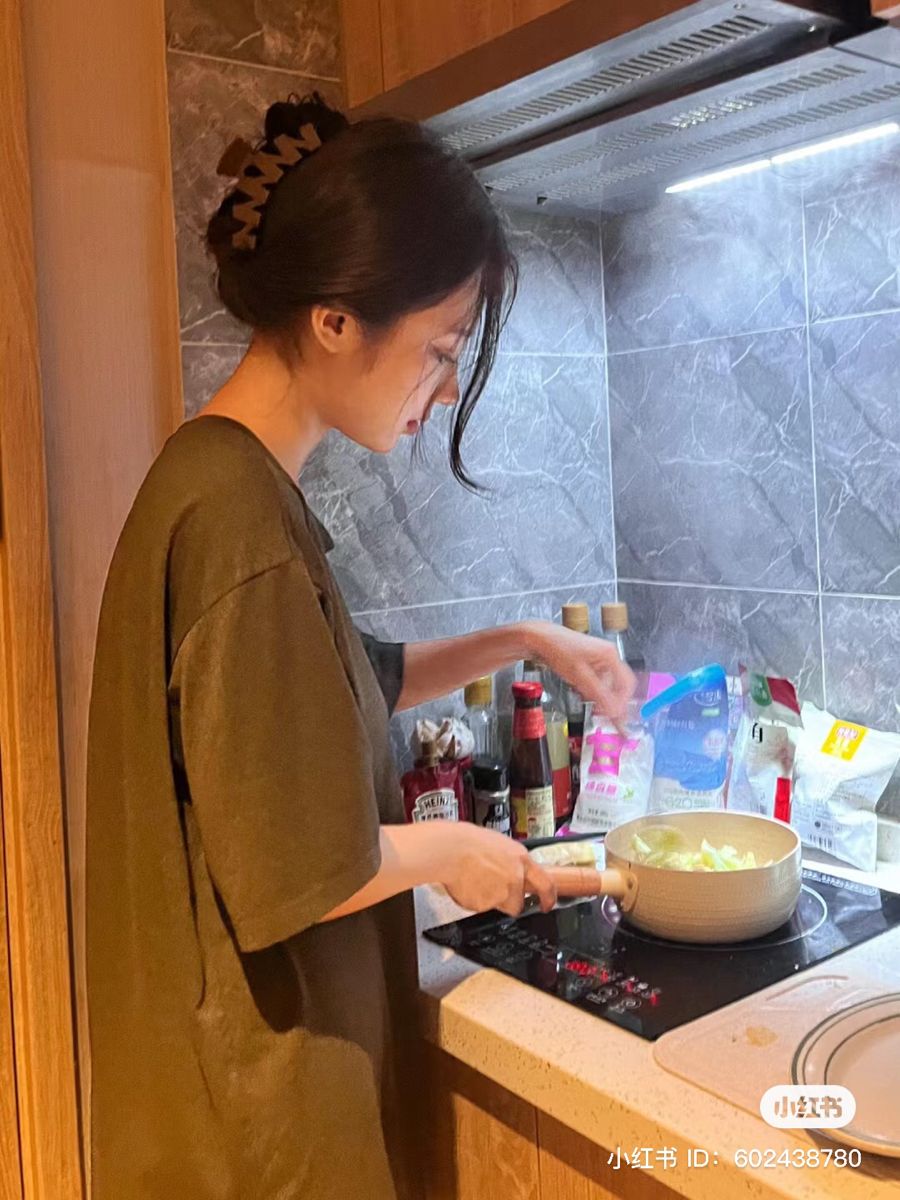 10 m&oacute;n nhiều phụ nữ đ&atilde; ngừng mua trong năm 2026 để tr&aacute;nh l&atilde;ng ph&iacute; tiền- Ảnh 6.