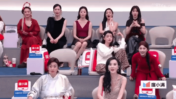 Biến căng tại show Trung Quốc Trang Ph&aacute;p đang thi: H&agrave;ng loạt Chị Đẹp đ&igrave;nh c&ocirc;ng bỏ ghi h&igrave;nh, ekip phải ho&atilde;n chiếu gấp- Ảnh 3.