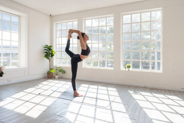 4 th&oacute;i quen "t&agrave;n ph&aacute;" cơ thể khi tập Yoga m&agrave; nhiều người vẫn lầm tưởng- Ảnh 2.