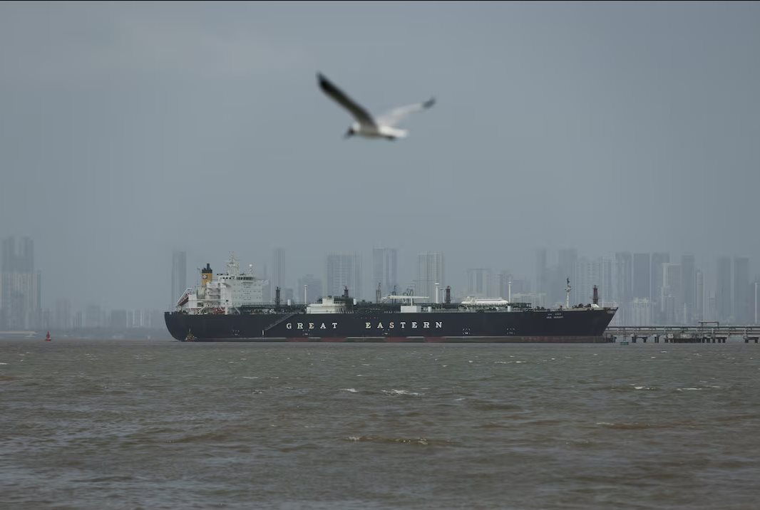 Được x&eacute;t kh&ocirc;ng th&ugrave; địch, 2 t&agrave;u chở kh&iacute; đốt treo cờ 1 nước ch&acirc;u &Aacute; &lsquo;ung dung&rsquo; vượt eo biển Hormuz, n&acirc;ng tổng số l&ecirc;n 8 t&agrave;u an to&agrave;n về nước- Ảnh 1.