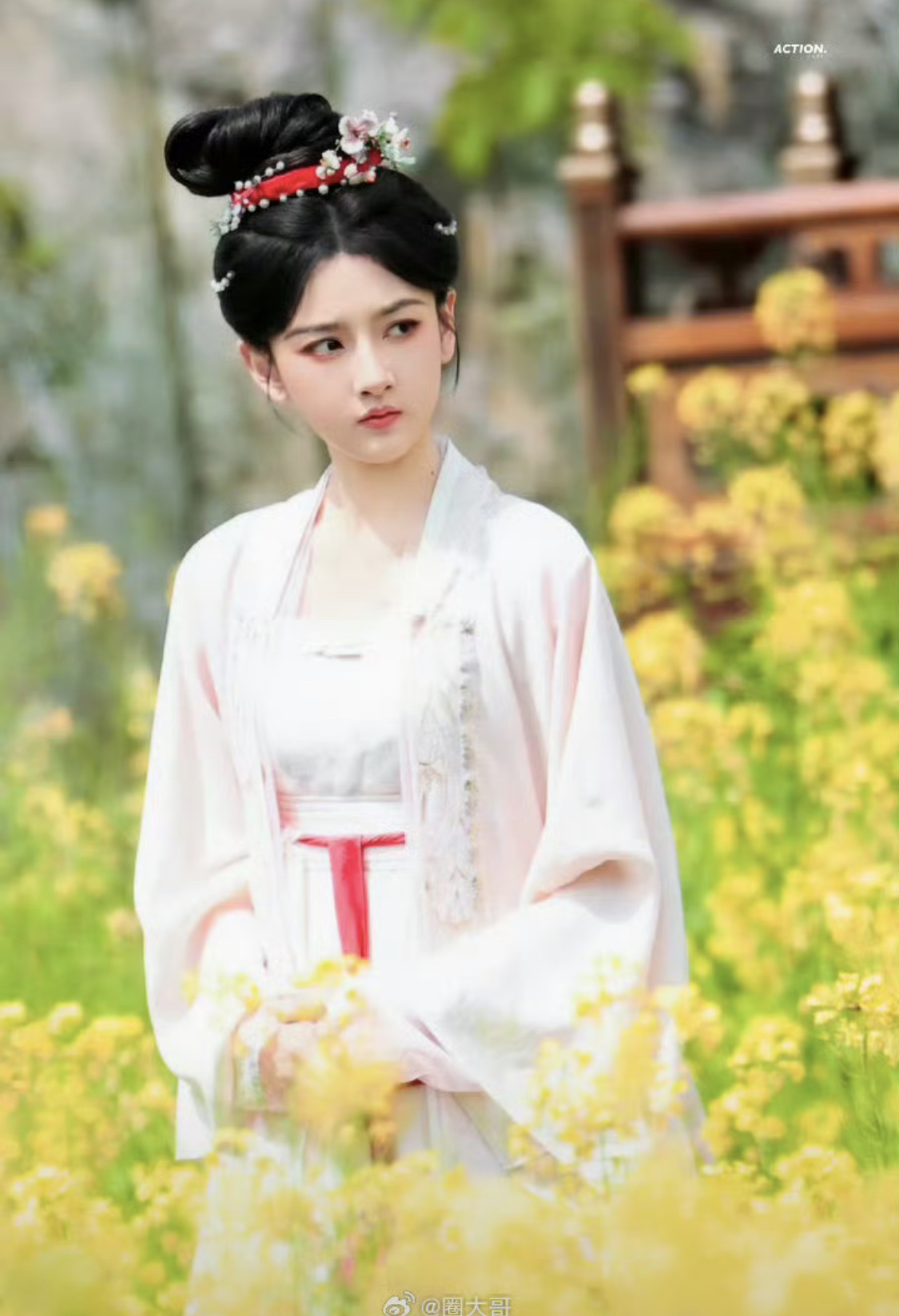 Ngắm nhan sắc n&agrave;y mới hiểu &ldquo;kinh t&agrave;i tuyệt diễm&rdquo; l&agrave; g&igrave;: Visual vạn năm c&oacute; một, đẹp đến nghẹt thở- Ảnh 13.